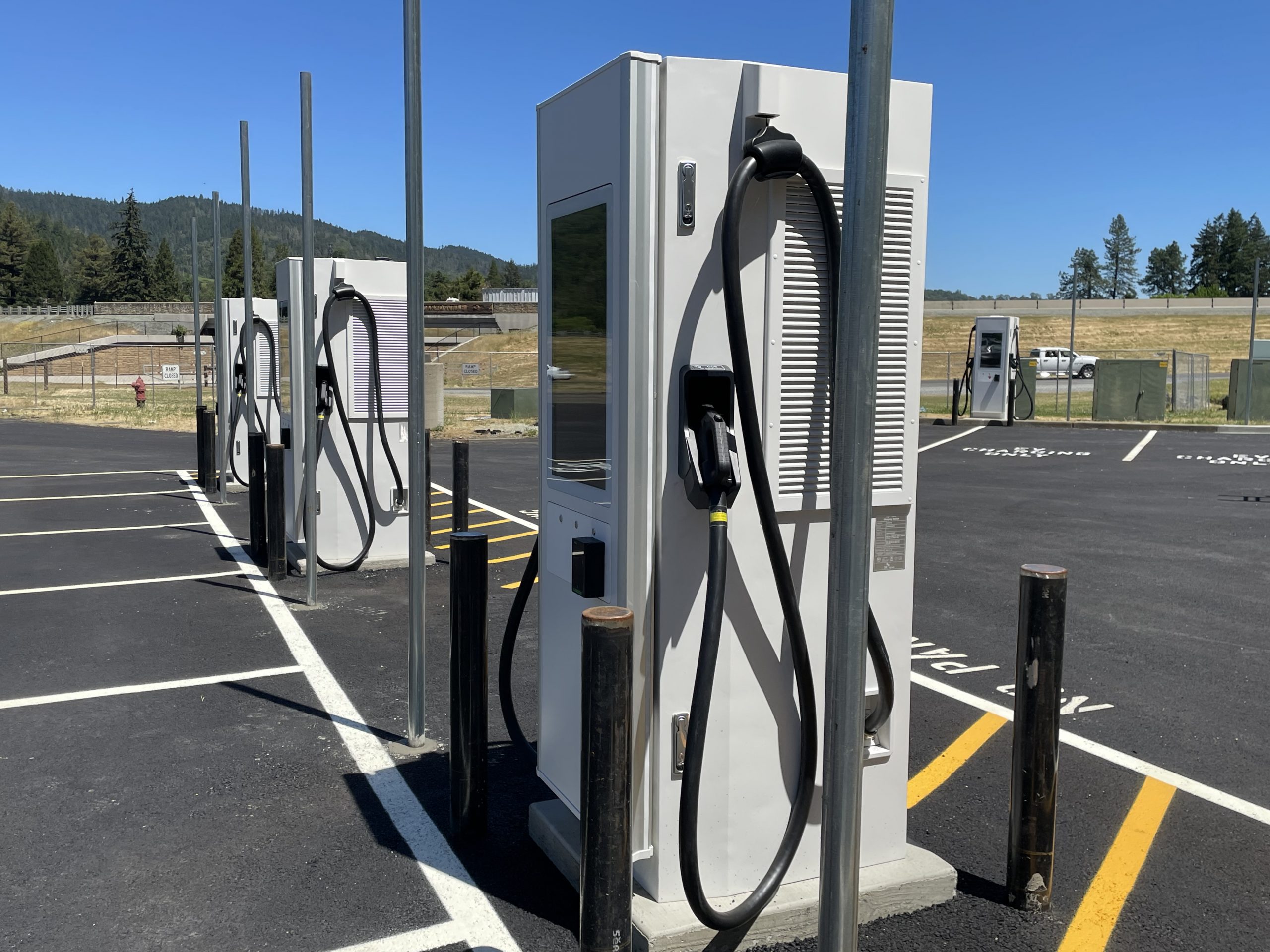 Cow Creek Umpqua Tribe Opens Universal Electric Vehicle Charging Station